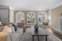 1665 138B STREET - thumbnail 2