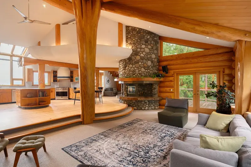 675 CATES LANE - photo 1 of 25