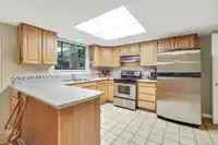 103 12749 16 AVENUE - thumbnail 11