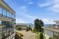 205 15041 PROSPECT AVENUE - thumbnail 2