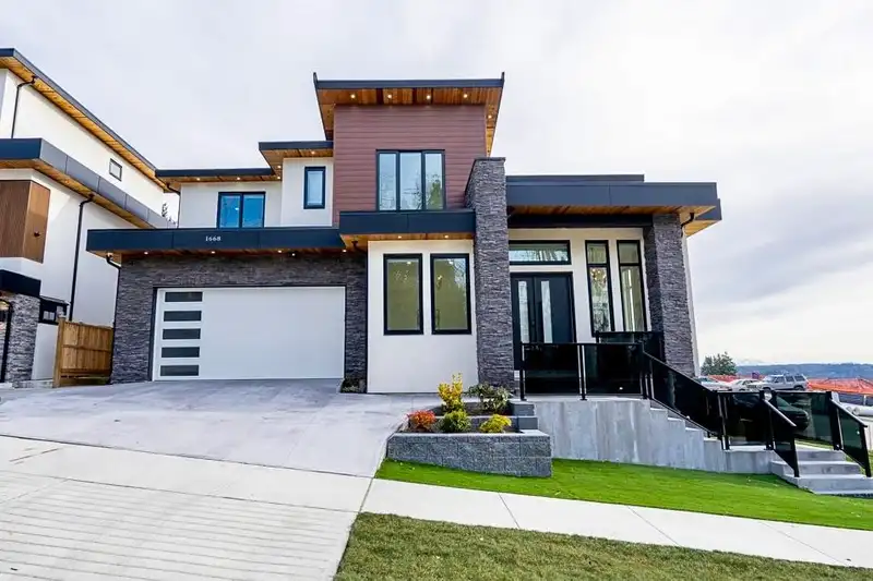 1668 166A STREET - photo 1 of 39