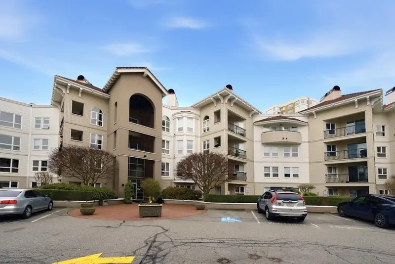 408 3172 GLADWIN ROAD - photo 1 of 25