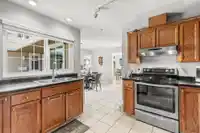 104 15121 19 AVENUE - thumbnail 9