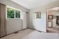 1955 LILAC DRIVE - thumbnail 19