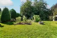 1955 LILAC DRIVE - thumbnail 31