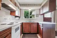 1955 LILAC DRIVE - thumbnail 10