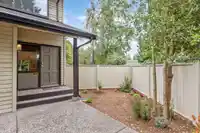 14261 18 AVENUE - thumbnail 9