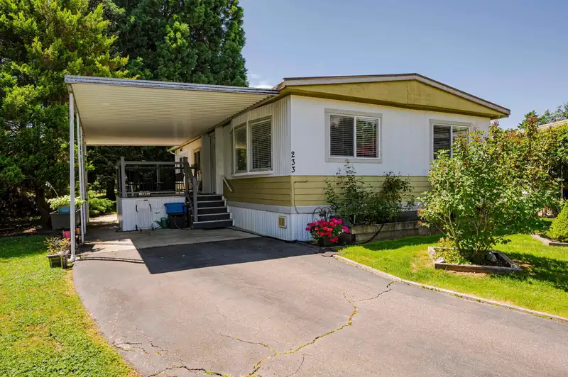 233 1840 160 STREET - photo 1 of 30