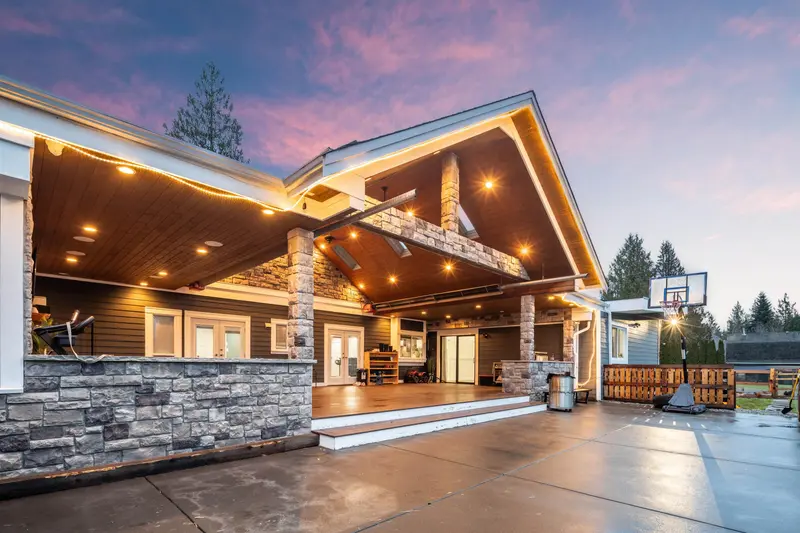 21298 36 AVENUE - photo 4 of 25