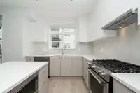 105 2070 OAK MEADOWS DRIVE - thumbnail 16