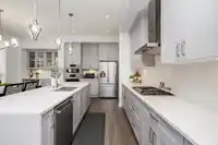 2070 165B STREET - thumbnail 9