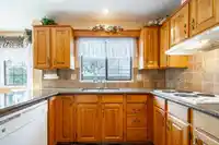 48 1725 SOUTHMERE CRESCENT - thumbnail 9