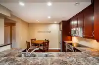 210 15155 22 AVENUE - thumbnail 8