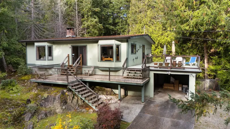 7128 DALE ROAD - photo 3 of 25