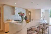 804 1342 JOHNSTON ROAD - thumbnail 16