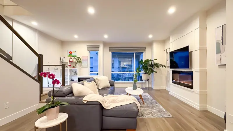 50 15688 28 AVENUE - photo 4 of 25