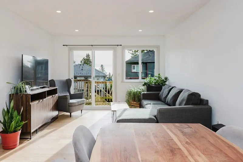 723 TRICKLEBROOK WAY - photo 4 of 25