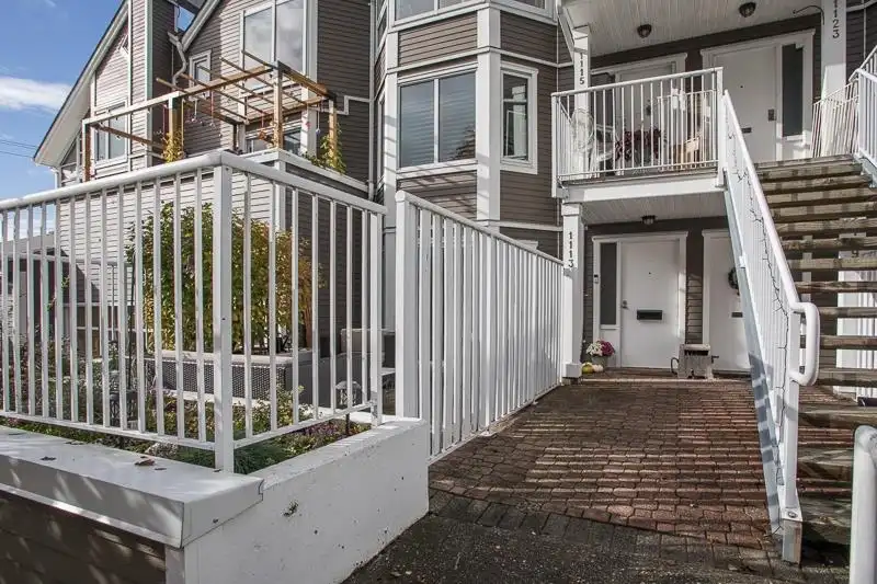 1113 ELM STREET - photo 4 of 37