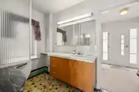 14458 MARINE DRIVE - thumbnail 19