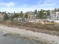 14458 MARINE DRIVE - thumbnail 32
