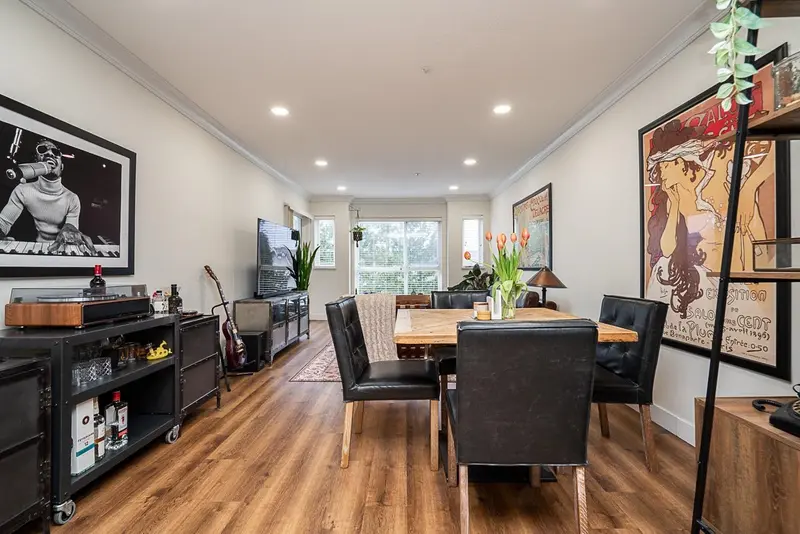 307 5499 203 STREET - photo 1 of 25