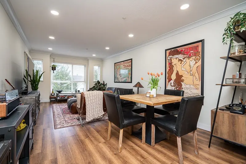 307 5499 203 STREET - photo 2 of 25