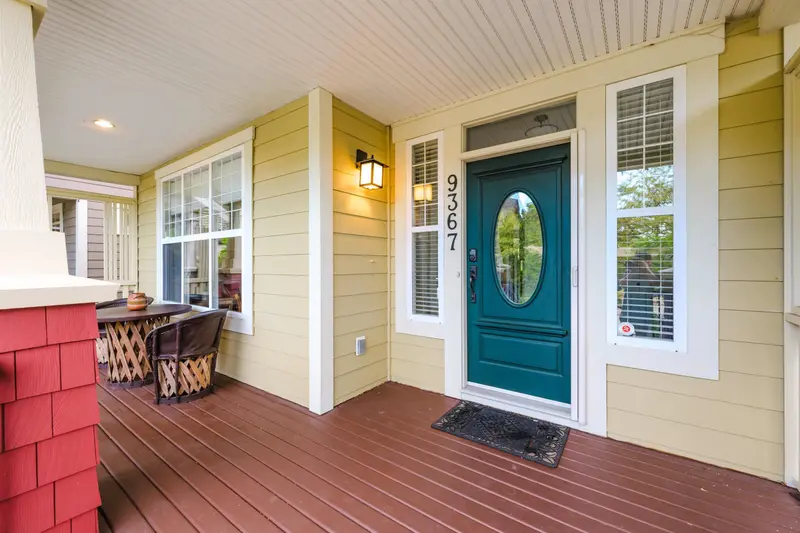 9367 CASIMIR STREET - photo 2 of 25