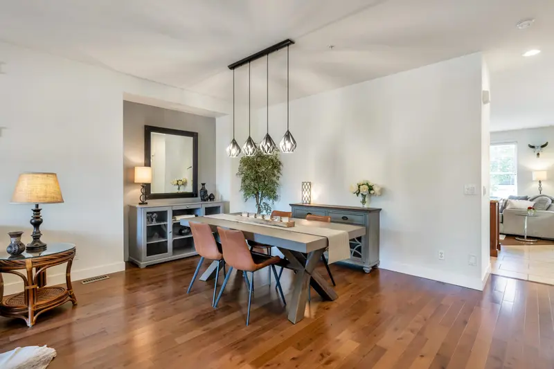 9367 CASIMIR STREET - photo 3 of 25