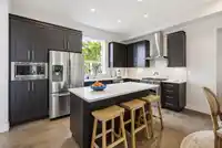 2111 165B STREET - thumbnail 10