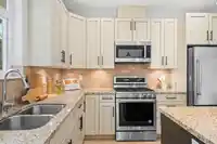 10 2979 156 STREET - thumbnail 12
