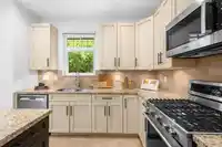 10 2979 156 STREET - thumbnail 13