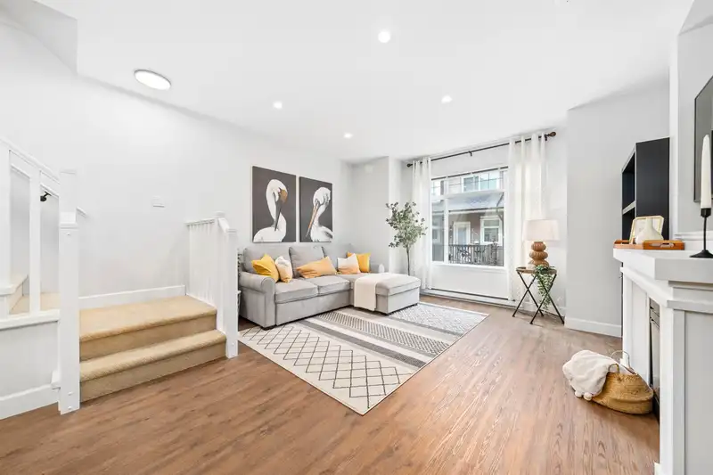 10 2979 156 STREET - photo 4 of 36