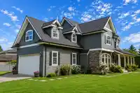 13989 29 AVENUE - thumbnail 2