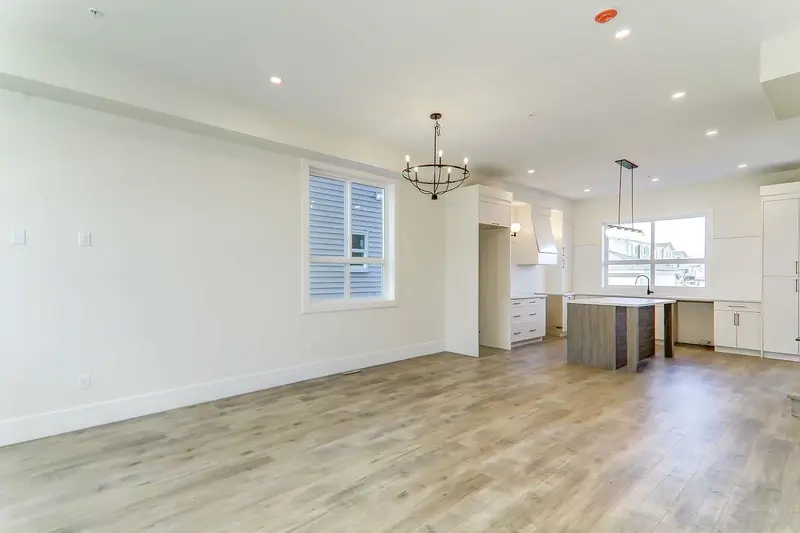 20685 76 AVENUE - photo 3 of 25