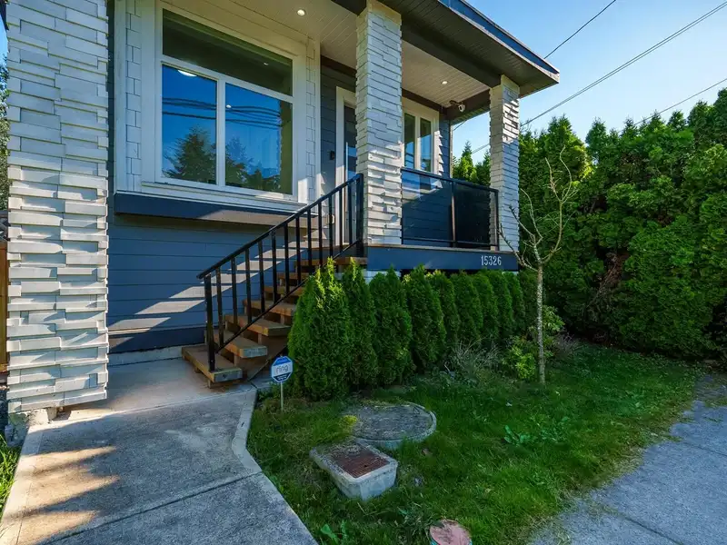 15326 28TH AVENUE - photo 3 of 25