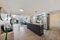202 14955 VICTORIA AVENUE - thumbnail 2
