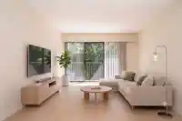 208 15020 NORTH BLUFF ROAD - thumbnail 1