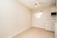 208 15020 NORTH BLUFF ROAD - thumbnail 10