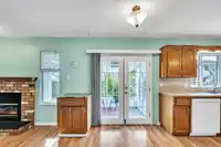 16430 10A AVENUE - thumbnail 10