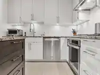 412 15360 20 AVENUE - thumbnail 3