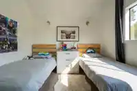 2916 184 STREET - thumbnail 24