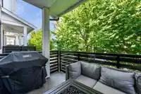 8 3339 148 STREET - thumbnail 11