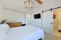 8 3339 148 STREET - thumbnail 16