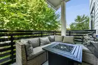 8 3339 148 STREET - thumbnail 10