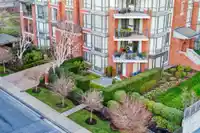 102 1580 MARTIN STREET - thumbnail 2