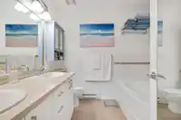 102 1580 MARTIN STREET - thumbnail 17