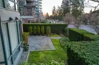 102 1580 MARTIN STREET - thumbnail 24