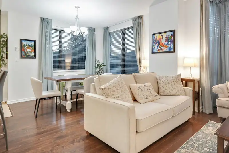 102 1580 MARTIN STREET - photo 4 of 27