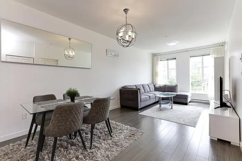324 15138 34 AVENUE - photo 1 of 25