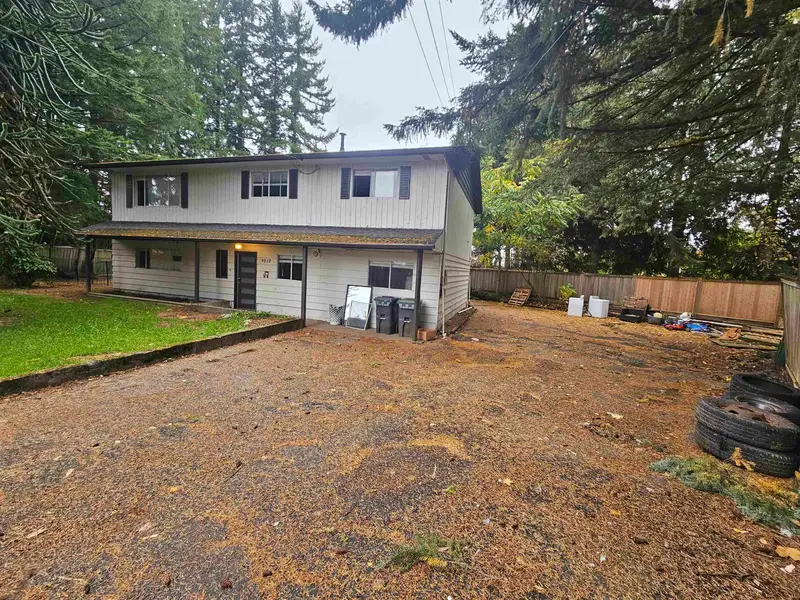 3012 270B STREET - photo 3 of 20